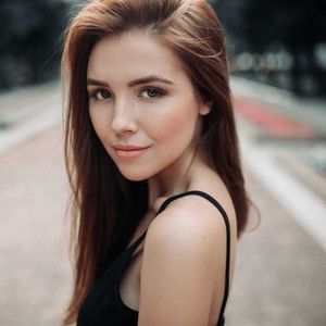 Meet your Posher, Noelia